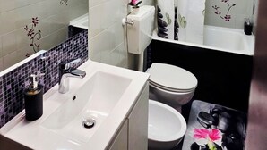 Apartment, 2 Bedrooms | Bathroom - Cozy 45 Sqm Apartment Badalucco Comfort Nature (Badalucco)