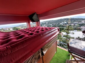 Apartment, 2 Bedrooms, Private Pool, City View | Property grounds