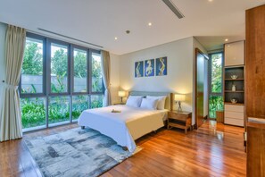 6 bedrooms