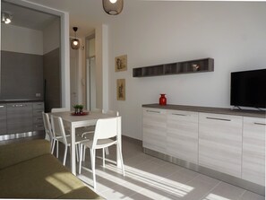 Appartamento, 1 camera da letto, terrazzo | Soggiorno