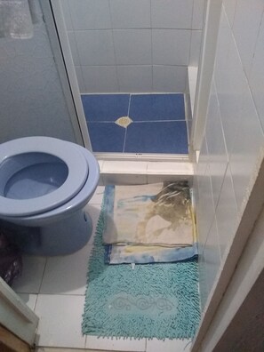 ห้องพัก, 1 ห้องนอน, สูบบุหรี่ได้, ระเบียง | ห้องน้ำ