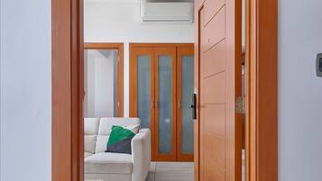 Departamento, 2 habitaciones, con acceso para personas discapacitadas, balcón | Exterior