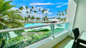 Apartment, 2 Bedrooms, Smoking, Balcony | Interior