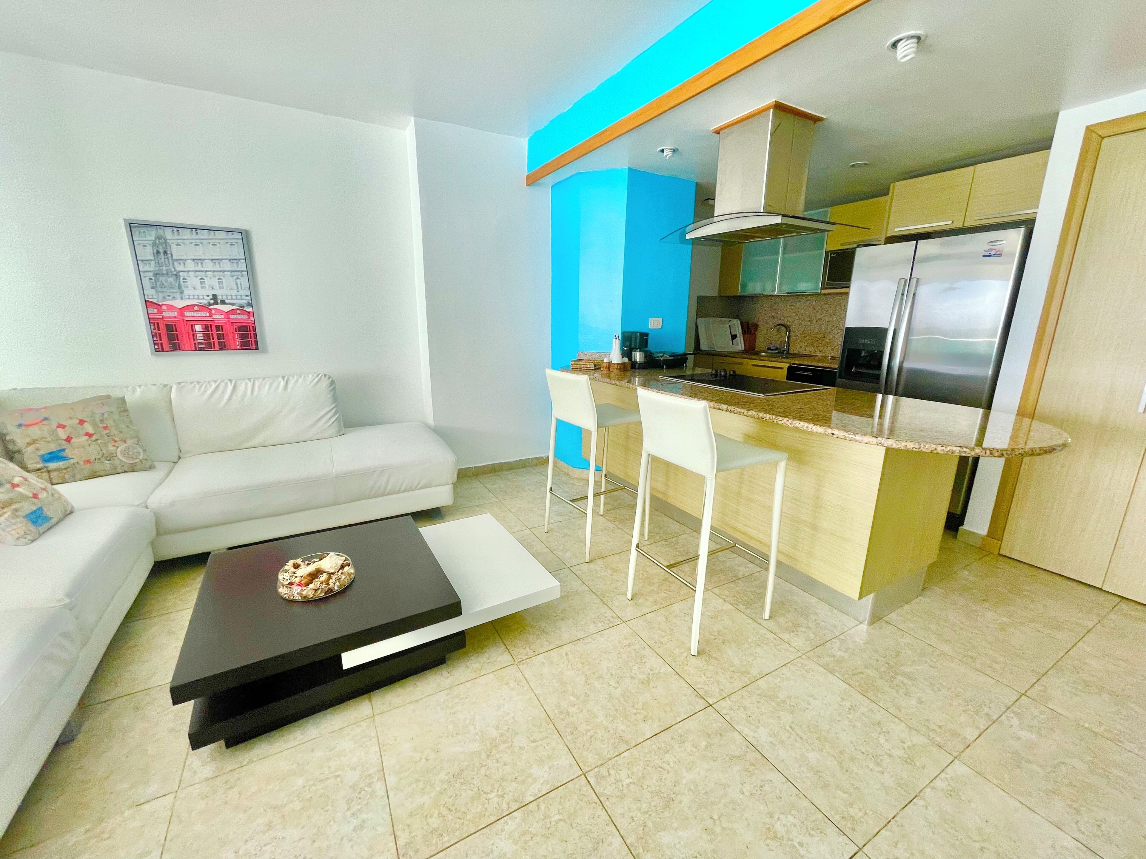 Apartment, 2 Bedrooms, Smoking, Balcony | Living area
