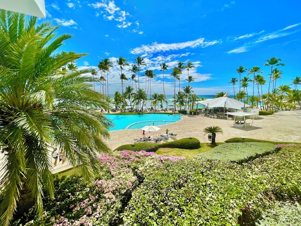 Apartment, 2 Bedrooms, Smoking, Balcony | Pool