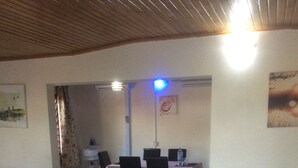 Kamar, 6 kamar tidur, Boleh Merokok, balkon | Interior