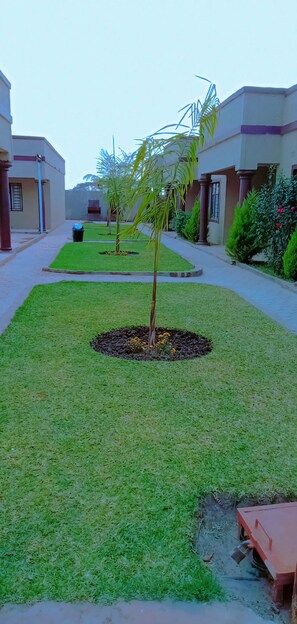 Room, 1 Bedroom, Smoking, Balcony | Property grounds