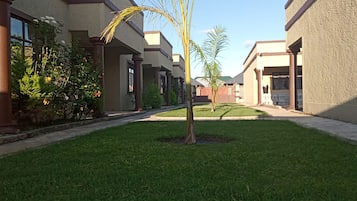 Habitación, 1 habitación, para fumadores, balcón | Exterior