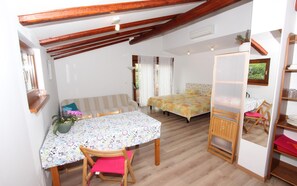 1 quarto