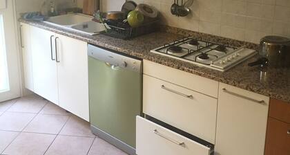 Room in Apartment - B&B in the Heart of the University Town of Padua for Short Summer Trips