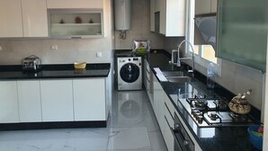 Appartement, 2 slaapkamers, toegankelijk voor mindervaliden, terras | Privékeuken