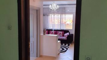 Apartment, 2 Schlafzimmer, barrierefrei, Terrasse | Innenbereich