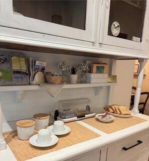 Apartment, 1 Bedroom, Smoking, Garden View | Interior - The Sweet Frascati Home (Monte Porzio Catone)