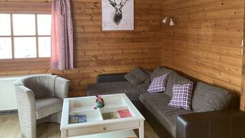 Ferienhaus, 2 Schlafzimmer, Terrasse | Wohnzimmer