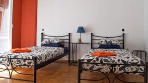 Room - Twin Room - Athens Orangetrees Alley Homestay (Athens)