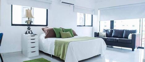 Room, 1 Bedroom, Smoking, City View | 1 bedroom, iron/ironing board