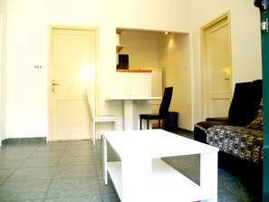 Apartment, 1 Schlafzimmer, Raucher, Terrasse | 2 Schlafzimmer
