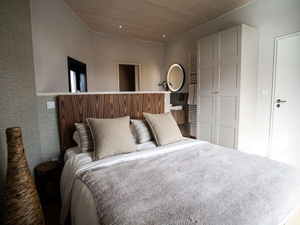 1 bedroom - Luxurious Waterfront Villa Surrounded by Nature for 4 People 14 (Antoing)