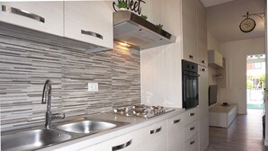 Villa, 3 habitaciones, patio | Cocina privada