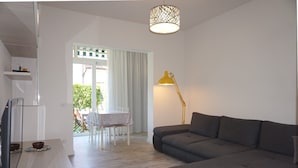 Villa, 3 habitaciones, patio | Interior