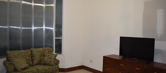 Comodo Cuarto En Casa Amplia