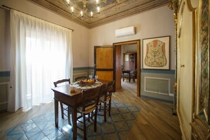 Apartment, 1 Schlafzimmer | Speisen