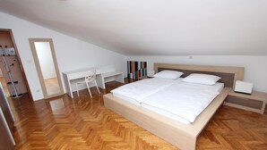 2 bedrooms - Ambienti Comfort Two-bedroom Apartment (Rovinj)