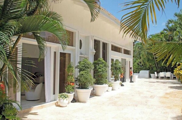 Villa, 4 Bedrooms, Accessible, Smoking | Property grounds - "srvittinivillas Glfv-22/ Modernd Villa/ Central Area/ Resort/great" (La Romana)