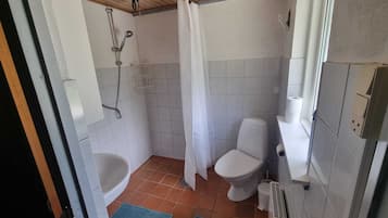 Bungalow, 2 phòng ngủ, phù hợp cho người khuyết tật, hút thuốc | Phòng tắm