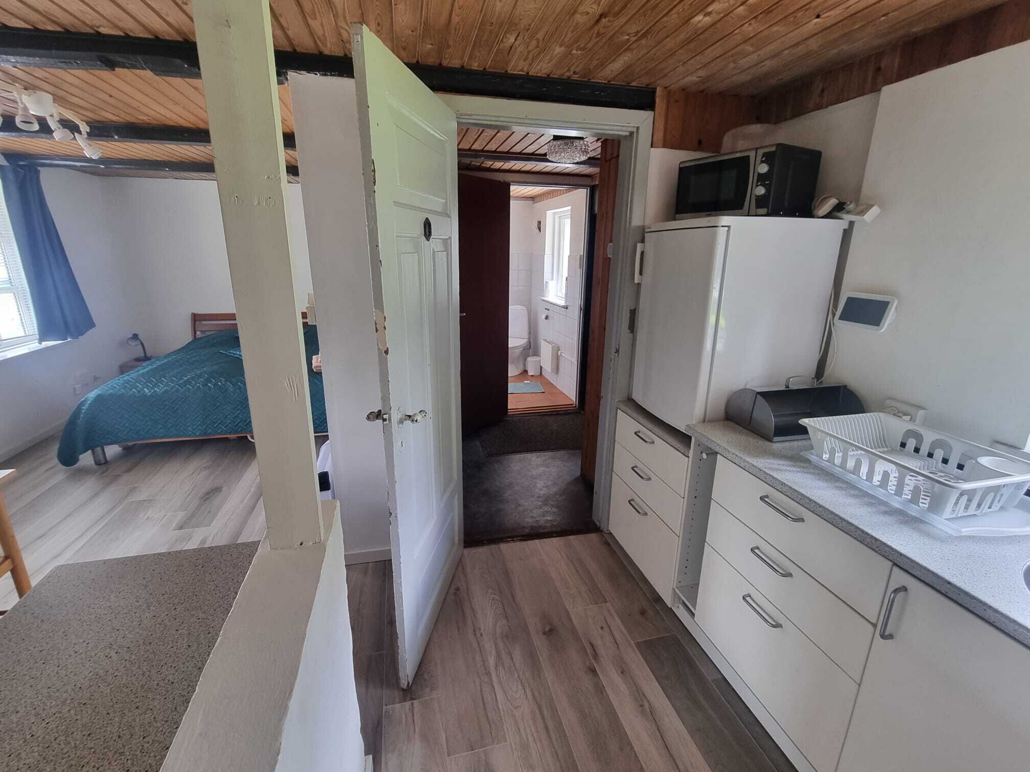 Bungalow, 2 makuuhuonetta, esteetön, tupakointi sallittu | Yksityinen keittiö