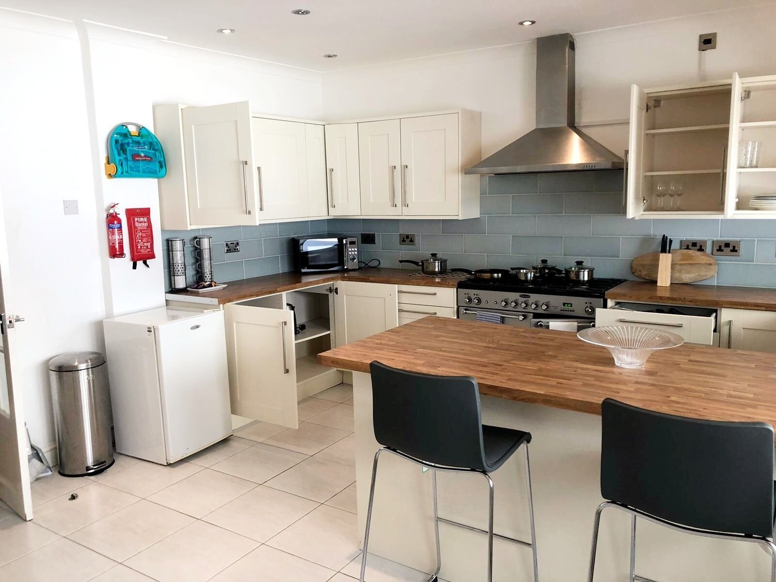 Apartment, 3 Bedrooms, Patio, Garden View | Private kitchen