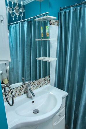 Shared Dormitory, 1 Bedroom, Garden View | Bathroom - Room in Guest Room - Zenbreak Bliss Twin Bedroom (Oistins)