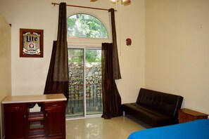 1 bedroom - Cuarto En Amplia Casa (San Pedro Garza García)