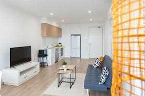 Apartemen, 2 kamar tidur, Boleh Merokok, balkon | Ruang keluarga