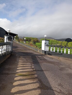 Shared Dormitory, 1 Bedroom, Fireplace | Property grounds - Room in Bungalow - Very Nice View With This Room (Sneem)
