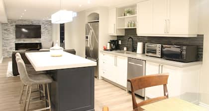 Fully Furnished Private Guest Suite