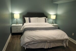 1 bedroom - Fully Furnished Private Guest Suite (Richmond Hill)