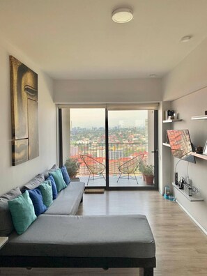 Dormitorio compartido, 1 habitación, con acceso para personas discapacitadas, balcón | Servicios de la habitación