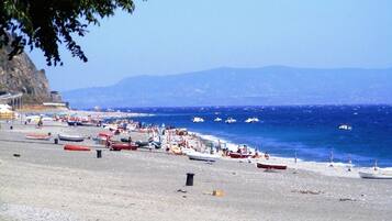 Villa, 1 Bedroom, Accessible, Smoking | Beach