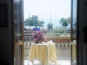 Apartment, 2 Bedrooms, Smoking, Balcony | Balcony