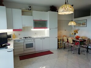 Departamento, 2 habitaciones, para fumadores, balcón | Interior