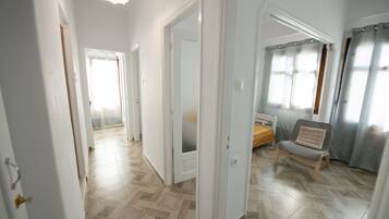 Apartment, 1 Bedroom, Balcony | Interior