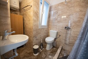 Departamento, 1 habitación, balcón | Baño