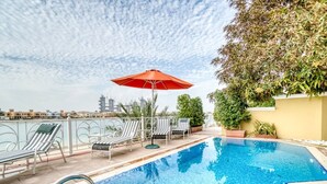 Outdoor pool - Private 5 Bedrooms Villa With Pool (Dubai)