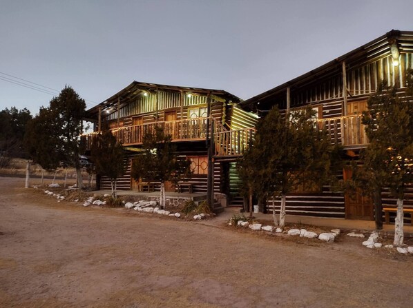 Shared Dormitory, 4 Bedrooms, Smoking, Balcony | Front of property