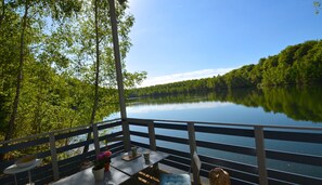 Balcony - House Villa Cottage de Luxe for 4 Persons on the Waterfront 13 (Antoing)