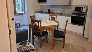 Dining - Illy .2 Apartment. (Alghero)