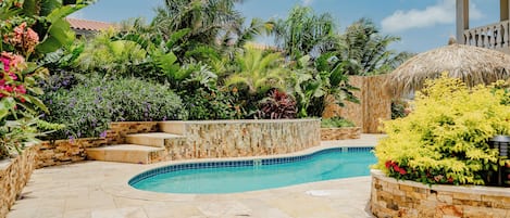 Piscina externa