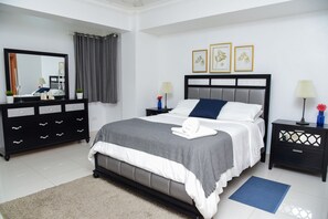Apartment, 2 Bedrooms, Accessible, Balcony | 2 bedrooms, bed sheets - Apto En Zona Privilegiada De Santo Domingo City (Santo Domingo)