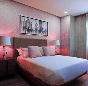 Blackout drapes, iron/ironing board, free WiFi - Vidal Life Plaza (Zapopan)